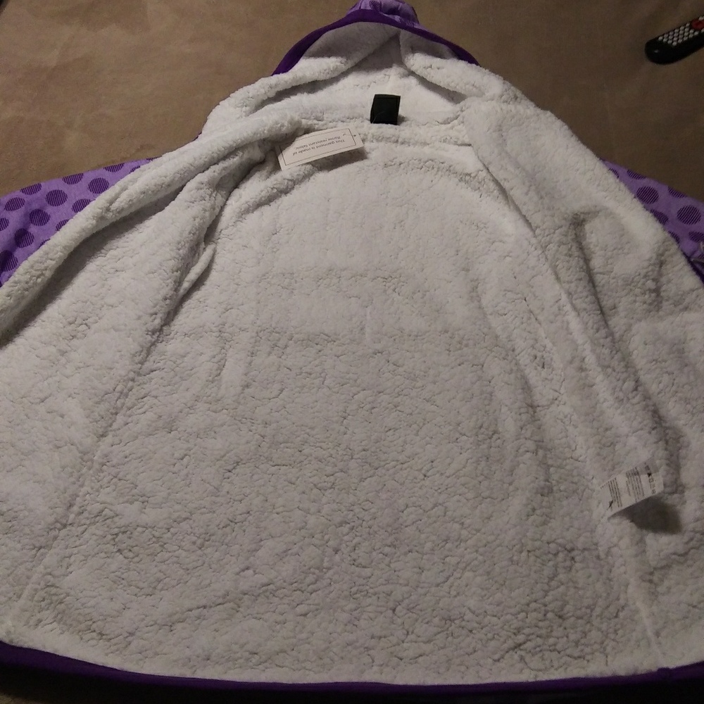 Robe - Picture 7 of 8